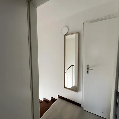 Cozy Apartment In Leverkusen Exterior foto