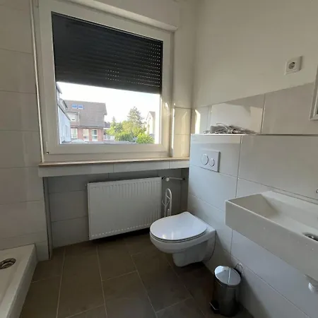 Cozy Apartment In Leverkusen Exterior foto