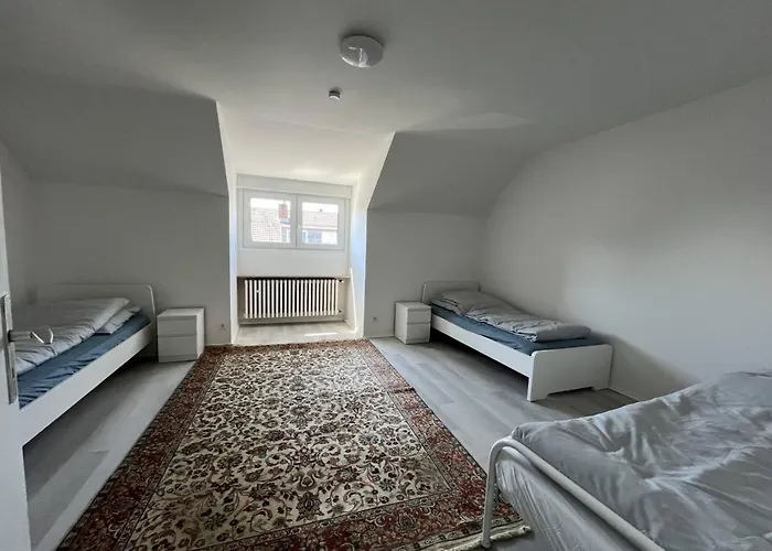 Cozy Apartment In Leverkusen