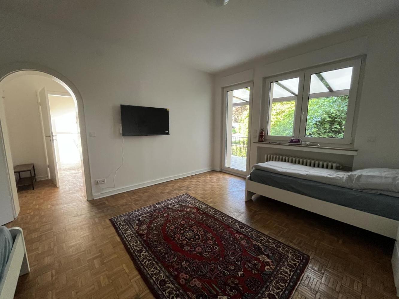 Cozy In Apartment Leverkusen